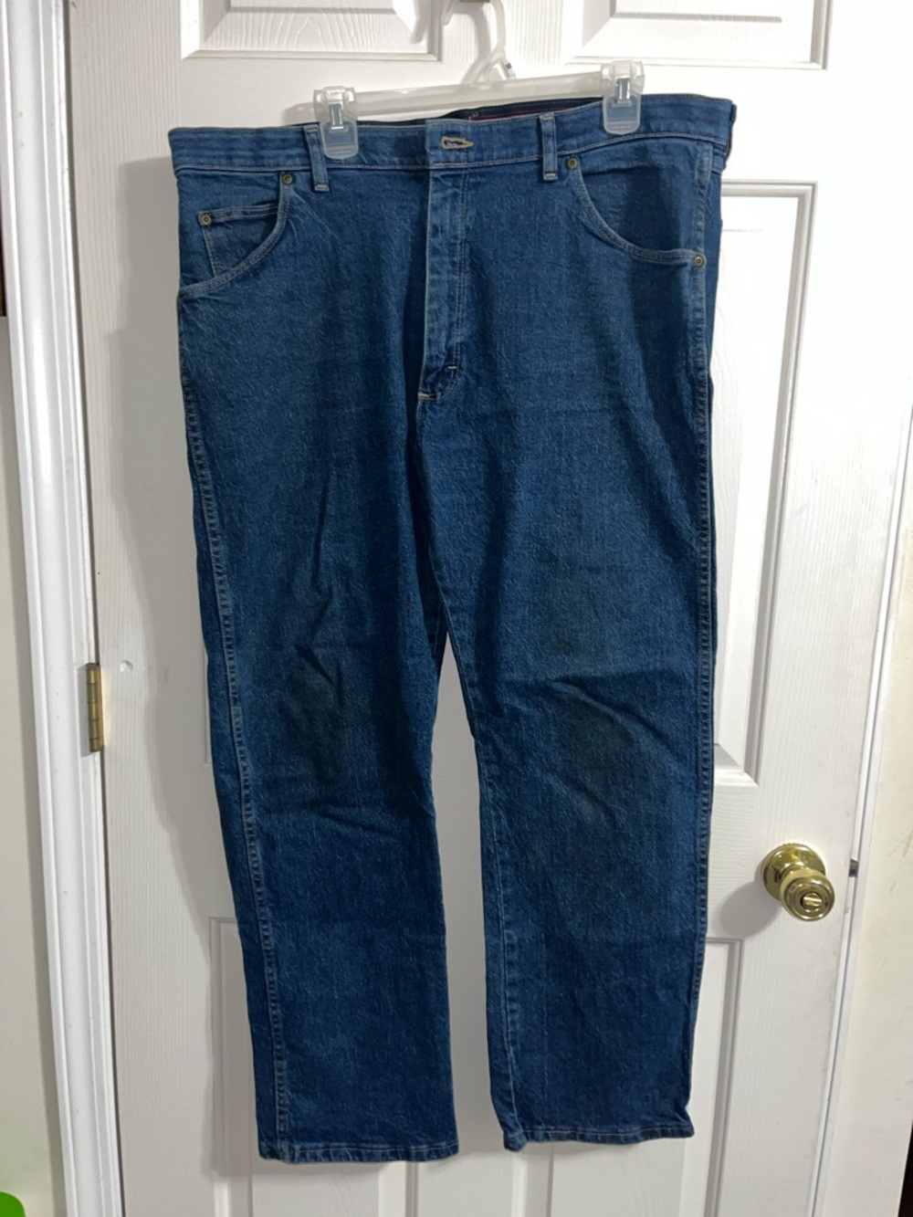 Wrangler Men's Straight Jeans in Deep Blue Denim